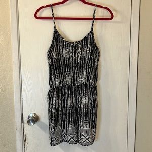 Mossimo Supply Co. Black/White Tribal Print Romper, Sz. XL